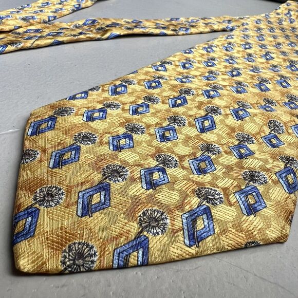 Ermenegildo Zegna 100% Silk Yellow Gold & Blue Diamond Shapes w/ Dandelions Tie - Picture 1 of 12